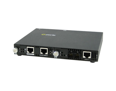 Perle 05070424 SMI-100-S2SC120 - Fast Ethernet IP Managed Standalone media converter. 100BASE-TX (RJ-45) [100 m/328 ft.] to 100B by PERLE